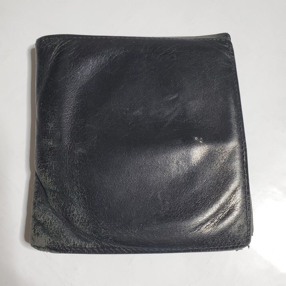 Tumi Nassau Double Billfold Leather Wallet - Black